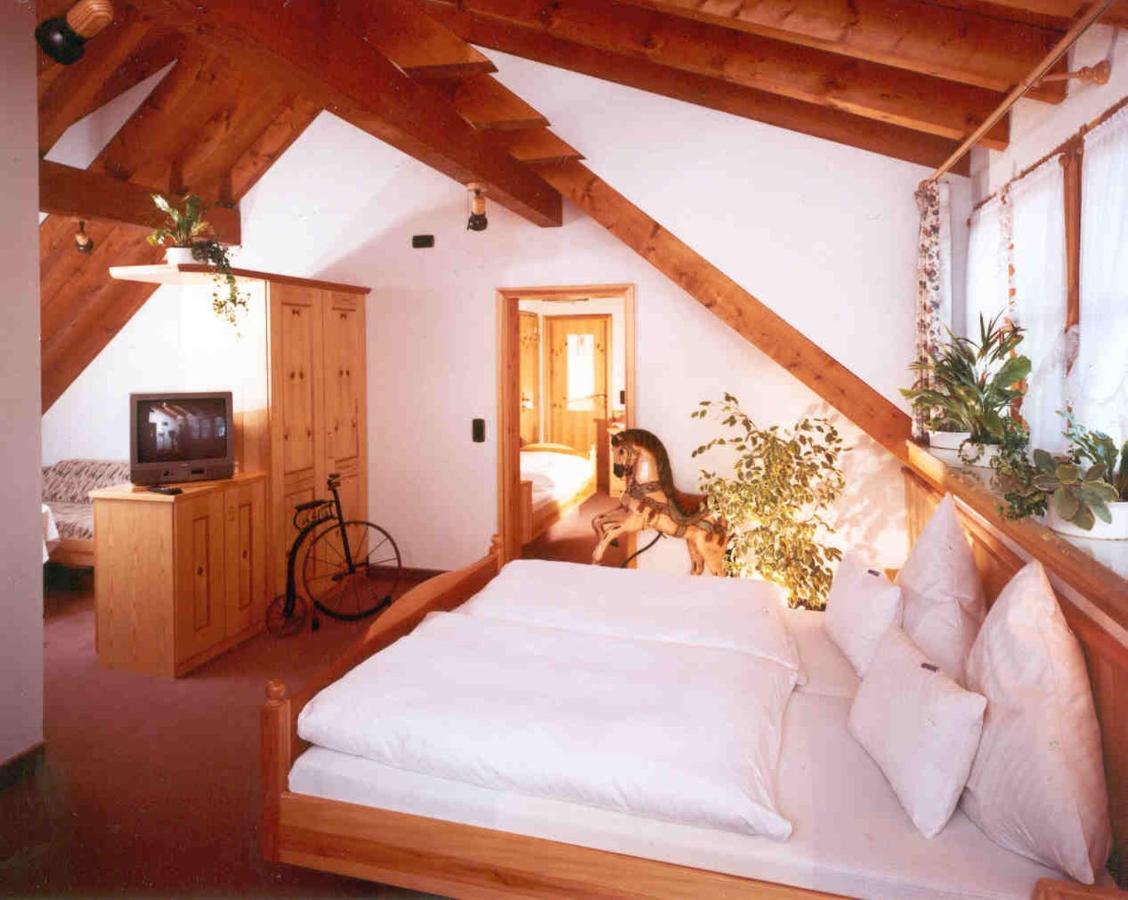 Erlebnisgastronomie Lochmuhle Hotel Eigeltingen Exterior photo