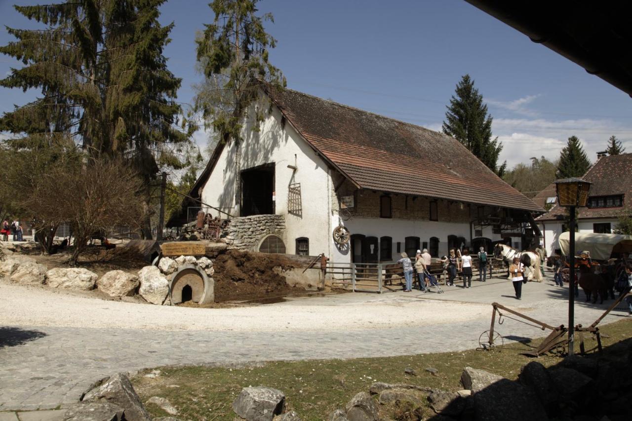 Erlebnisgastronomie Lochmuhle Hotel Eigeltingen Exterior photo